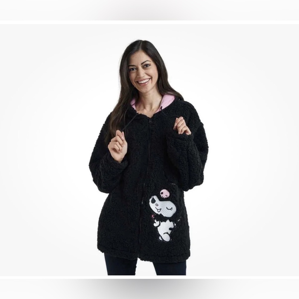 NWT Women’s Kuromi Cozy Sherpa Zip Lounge Hoodie Size M Black